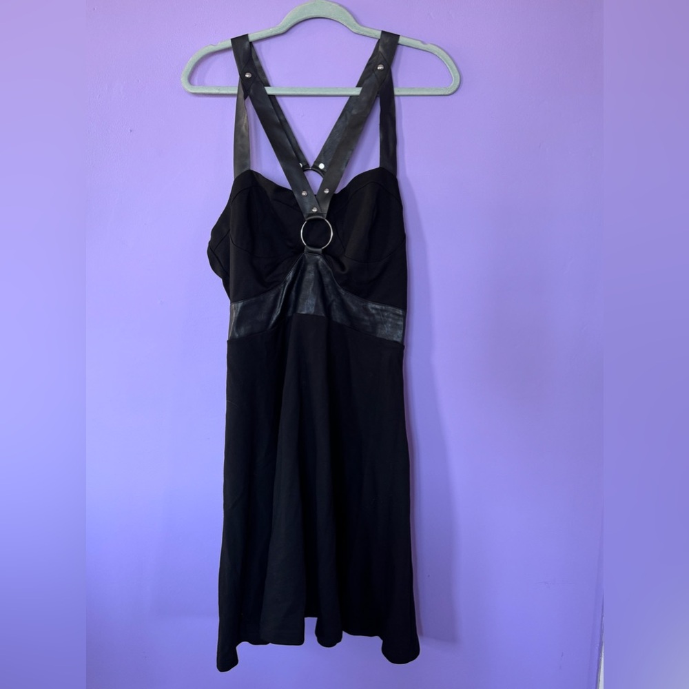 Black Sleeveless Release Me Skater Dress - XXL